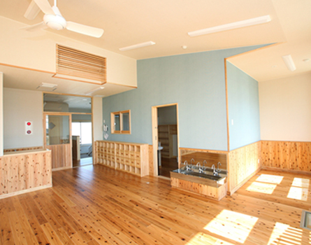 雪見ヶ丘学園 井上幼稚園 幼保連型認定こども園保育棟